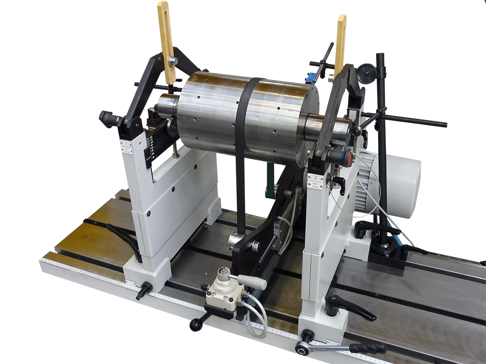 Horizontale Universal-Auswuchtmaschine - Typ UHK16.1